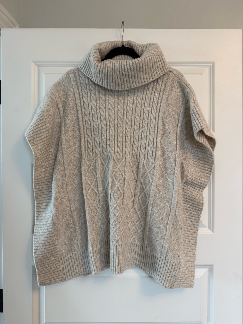 NWOT LOFT Turtleneck Cape